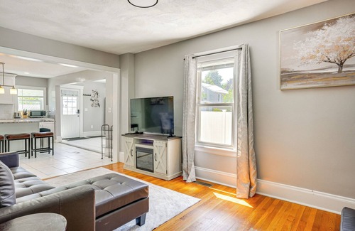 Lynn House | Pet-Friendly Lynn Home w/Patio - 3 Mi to Beach!
