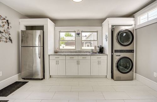 Lynn House | Pet-Friendly Lynn Home w/Patio - 3 Mi to Beach!