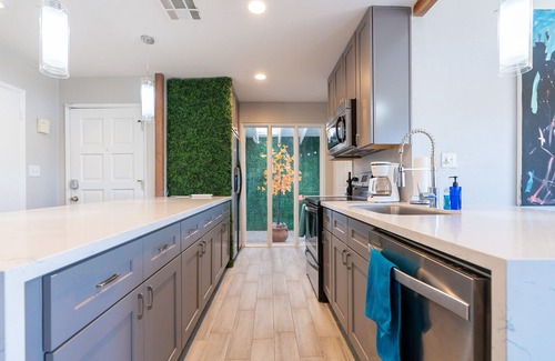 South Scottsdale House | Pet-friendly mid-century pool and hot tub home: Old Town Scottsdale