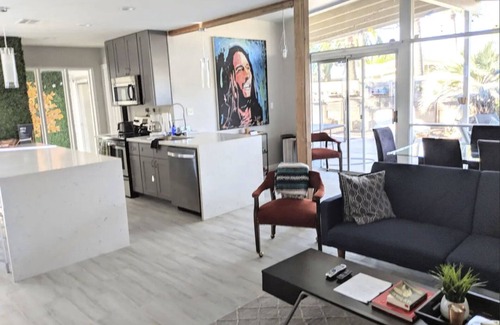 South Scottsdale House | Pet-friendly mid-century pool and hot tub home: Old Town Scottsdale
