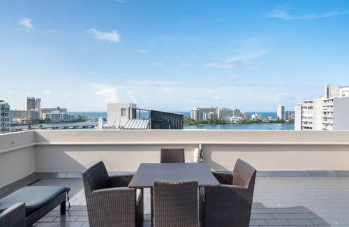 Miramar Apartment | Pet Friendly | Near Old San Juan | Free Parking | AC
