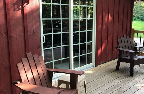 West Wardsboro Cottage | Pet friendly, near skiing, hiking , 3 bedroom, 2 baths, 4 beds.
