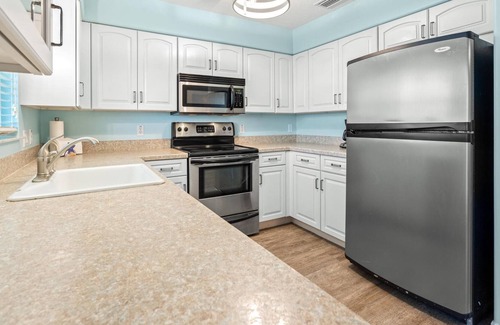 Crystal Lakes Condo | Pet Friendly, Non Smoking, Oceanfront Beach Condo with Amazing Views.