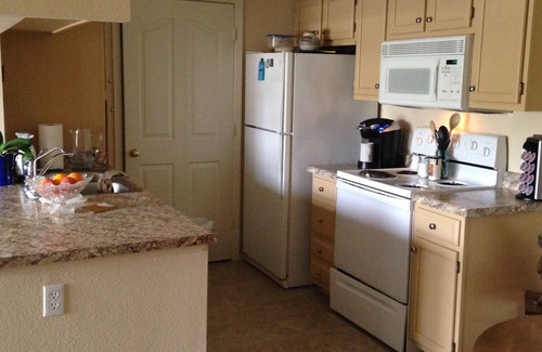 Foothills Condo | Pet friendly, one bedroom condo