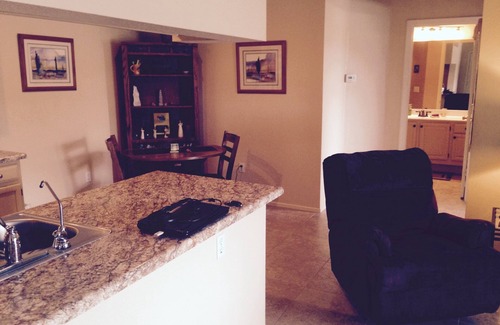 Foothills Condo | Pet friendly, one bedroom condo