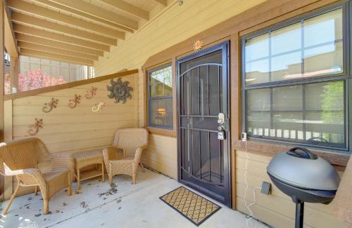 Heber Apartment | Pet-Friendly Overgaard Condo with Amenity Access!
