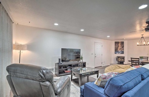 Rockaway Beach House | Pet-Friendly PNW Home, 1 Mi to Rockaway Beach