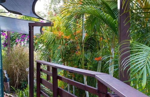 Mudgeeraba House | Pet Friendly Quiet Getaway - central location to many Gold Coast attributes