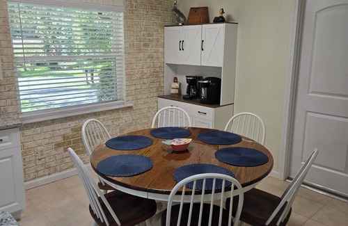 Dunnellon House | Pet friendly remodeled home in Rio Vista offering private Rainbow River access