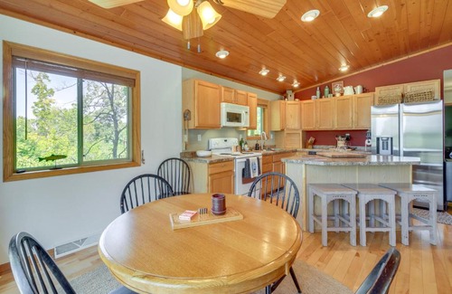 Richville House | Pet-Friendly Richville Vacation Rental with Dock!