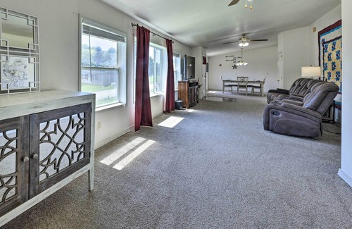 St. Joseph House | Pet-Friendly Saint Joseph Home w/ Fire Pit!