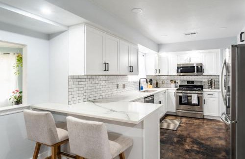 Austin House | Pet-Friendly Southwest Austin Home with BBQ