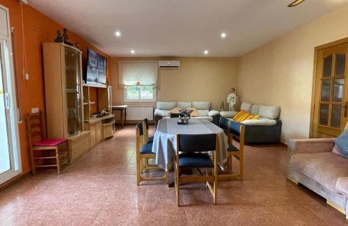 El Vendrell House | Pet-Friendly Villa with Pool