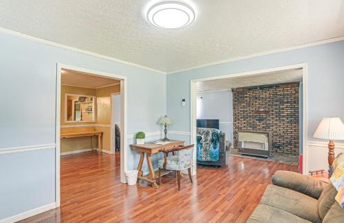 Lockbridge House | Pet-Friendly West Virginia Home - Patio and Fire Pit