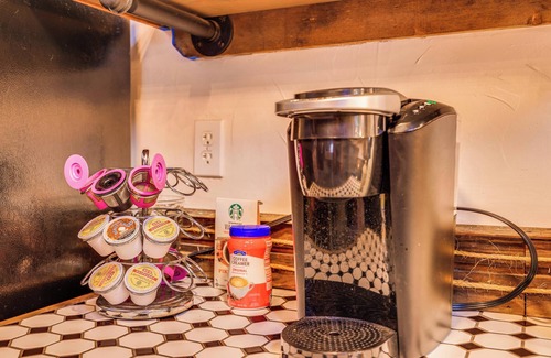 Wimberley Cottage | Pet-friendly Wimberley Cabin w/Fire Pit & Hot Tub
