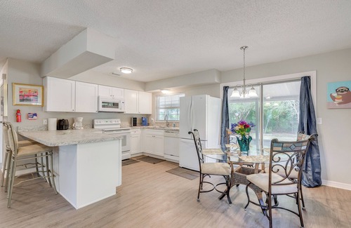 Summerfield House | Pet-Friendly Yard: Summerfield Home Near Golf