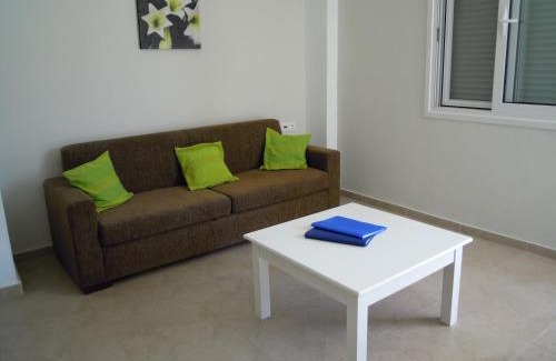 Kamilari Apartment | Petaloudes 2