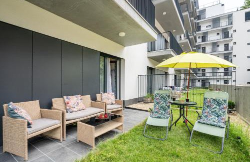 Csarnok negyed Apartment | Peter Apartment with terrace