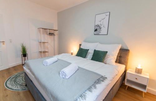 Fulda Apartment | Peter Apartments - Wohnung 90qm, 3 Schlafzimmer, Küche, Wohnzimmer, Balkon, Netflix