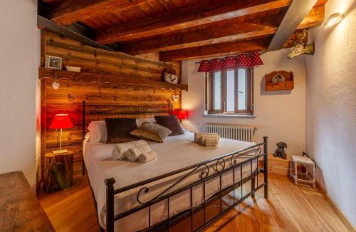 La Thuile Apartment | PETIT CHALET ANNA - Rifugio in mezzo alle montagne