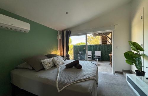 Gignac-la-Nerthe Apartment | Petit Cocon Cosy avec Terrasse