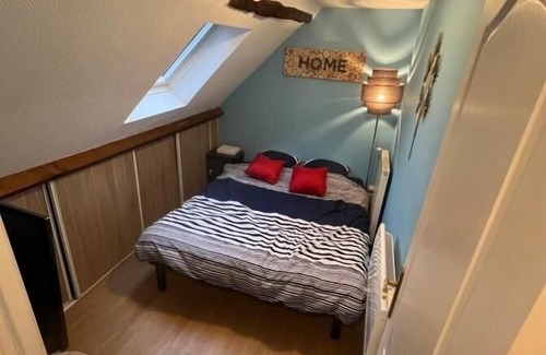Bourges Apartment | Petit F2 Fonctionnel Plein Centre et Proche Gare