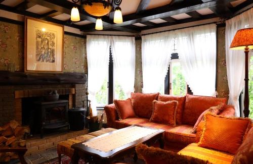 Hokuto House | Petit Hotel & Restaurant Old Age