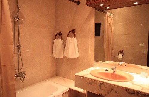 Cala Ratjada Hotel | Petit Hotel Restaurante Ses Rotges - Adults Only