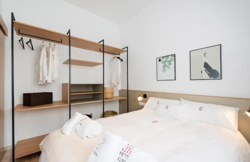 Terrassa Apartment | Petit Luxe Ègara