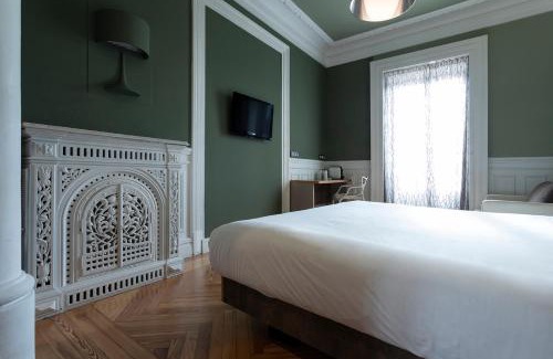 Jeronimos Hotel | Petit Palace Lealtad Plaza