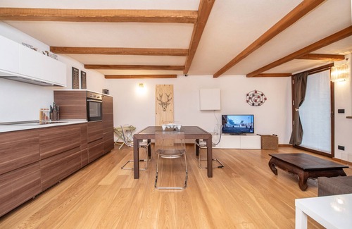 La Salle Apartment | Petit Reve