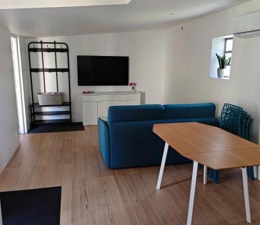 Crecy-en-Brie Apartment | Petit séjour en chalet