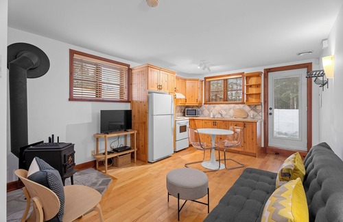 Val Morin Apartment | Petit Train du Nord - KM 39 - Cedar Creek GetAway