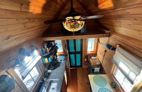 Bloomington House | Petite Bloom Hoosier Retreat