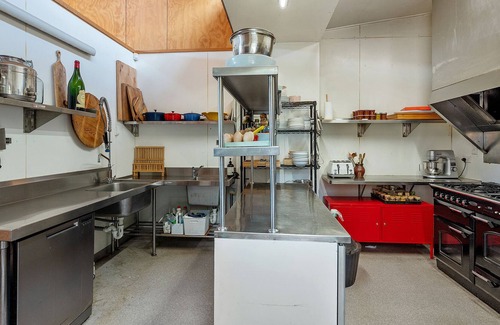Warkworth House | Petite Chateau - The Vineyard Restaurant House