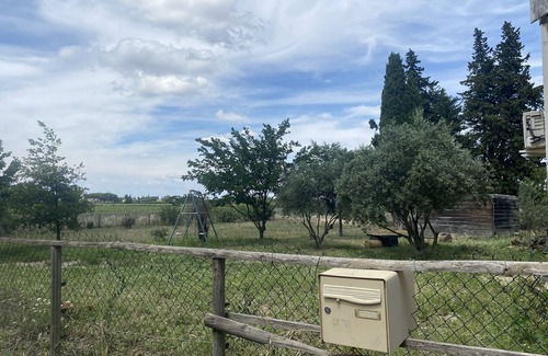 Sainte-Cecile-les-Vignes House | Petite Maison Avec Terrain Entre Route, Vignes et Lavande