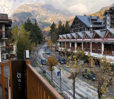 Courmayeur Apartment | PETITE MAISON a 50 passi dalla funivia !