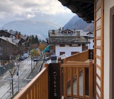 Courmayeur Apartment | PETITE MAISON a 50 passi dalla funivia !