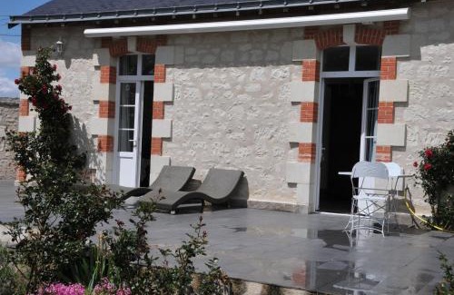 Brain-sur-Allonnes House | PETITE MAISON des ROSES - GITE 2 Personnes