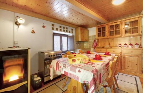 La Salle House | Petite Maison des Alpes