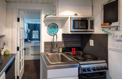 Draper House | Petite Pad | Pool | Hot Tub