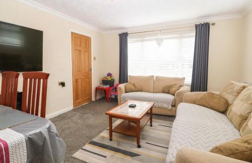 Malltraeth House | Petlyns Patch