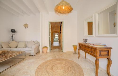 Petra House | Petra Holiday Home by Rentallorca