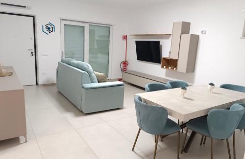 Sarno Apartment | Petra Nova