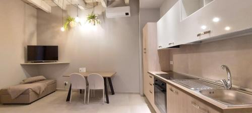 Sanremo Centre Apartment | Petronilla House 008055-LT-1202