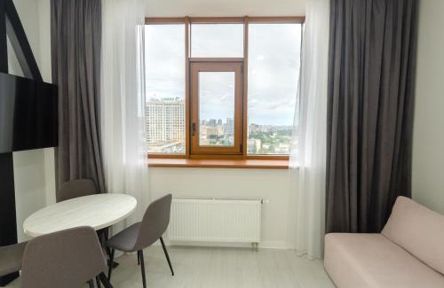 Kyiv Apartment | Petrovdom Apartments 14-7 in RC Diplomat Hall, Zhylianska 59