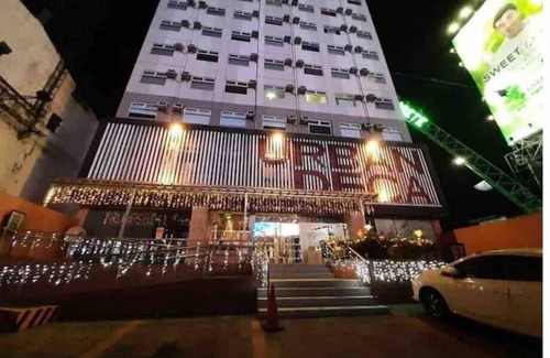 Highway Hills Condo | 37 Condo 100MBPS UNLI Wi-Fi & Netflix @The Metro