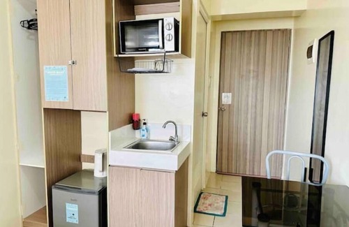 Highway Hills Apartment | 38 MinimalisT Condo w/Unli Wi-Fi & Netflix