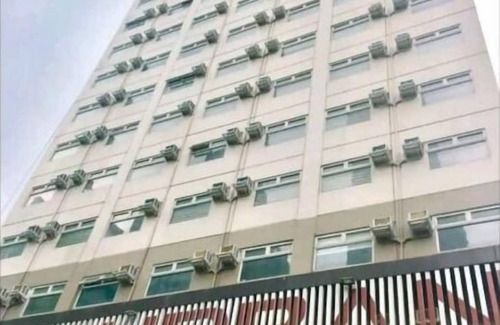 Highway Hills Apartment | 38 MinimalisT Condo w/Unli Wi-Fi & Netflix
