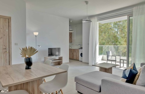 Strovolos Apartment | Phaedrus Living: Eolus Residences Aphrodite